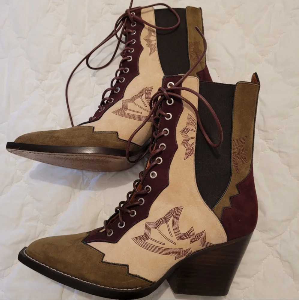 Deadstock Coach lace up bootie - Picture 8 of 16